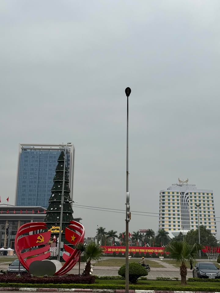 Cho thuê mặt bằng tầng 1 đường Hoàng Văn Thụ, Bắc Giang - Vị trí đắc địa, không gian sang trọng!