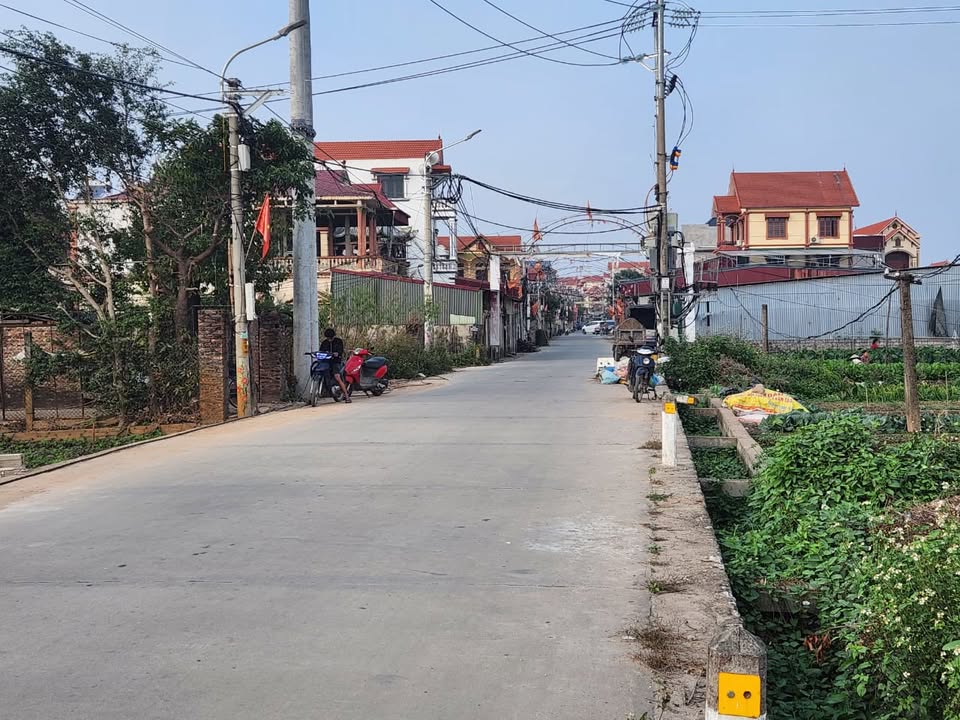 Đất mặt chợ Thư Phú, Thường Tín 255m² giá 1.4 tỷ - Kinh doanh tốt, vị trí đắc địa!