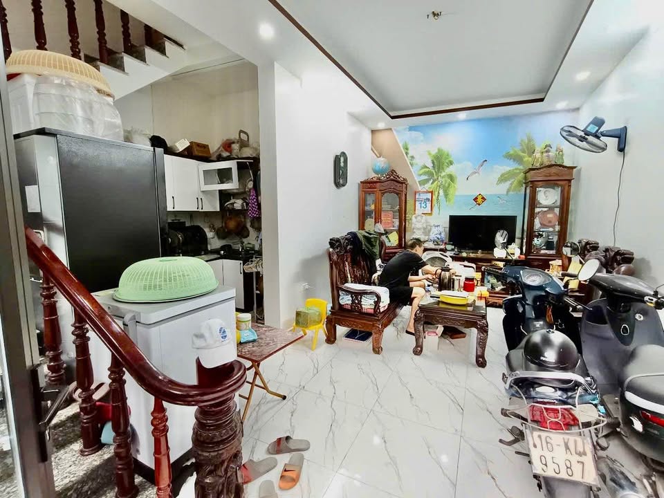 Nhà 3 Tầng Ngõ Lực Hành, Hải Phòng 35m² giá 2.25 tỷ - Chính chủ bán gấp!