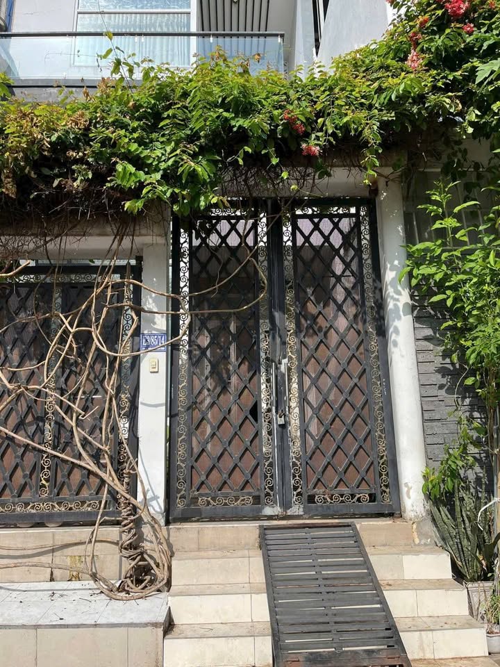 Nhà 1 Trệt 1 Lầu Quốc Lộ 50, Xã Phong Phú 166m² giá 980 triệu - Pháp lý rõ ràng!