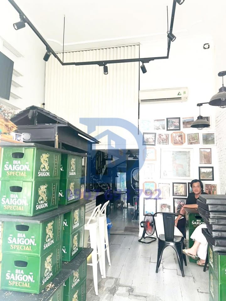 Nhà mặt tiền Trần Nhật Duật, Quận 1, 60m², giá 30 triệu - Sẵn sàng cho thuê ngay!