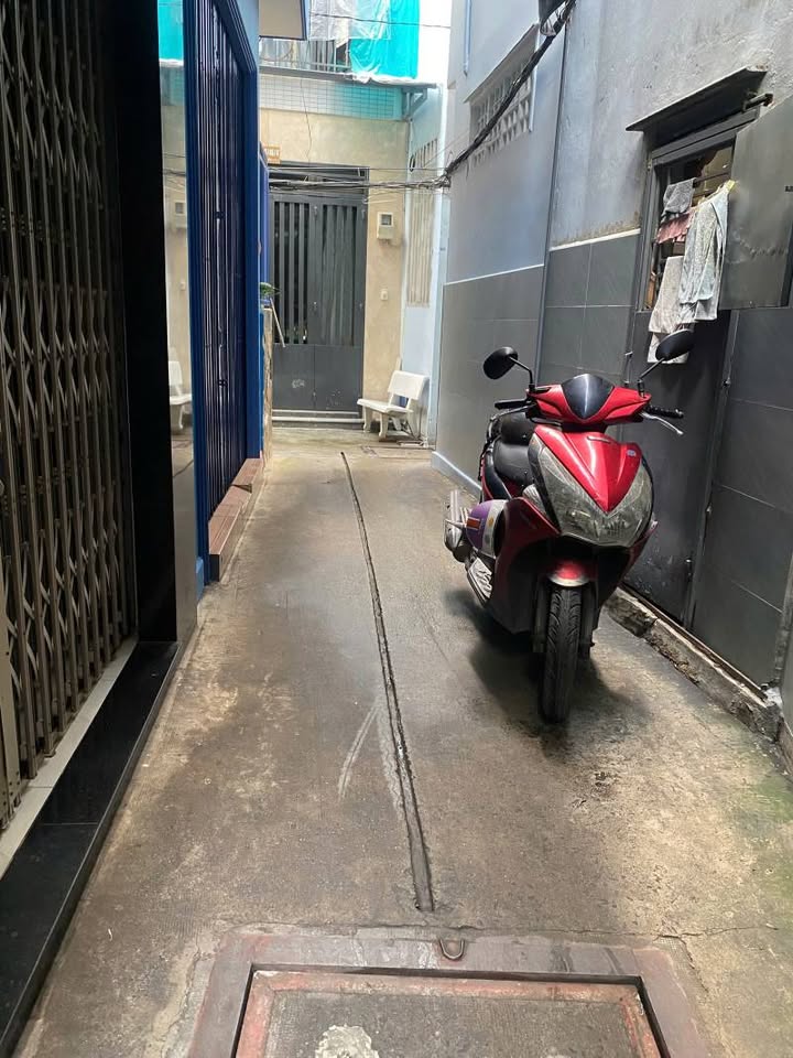 Nhà Nguyễn Tri Phương, Quận 10 34m² chỉ 4,5 tỷ - Thiết kế hiện đại, sẵn sàng ở ngay!