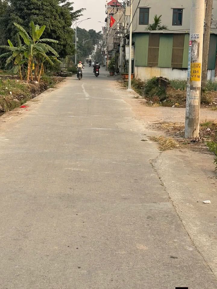 Đất Nền Nỏ Bạn, Vân Tảo 94m² giá 6.31 tỷ - Vị trí thuận lợi, giao thông dễ dàng!