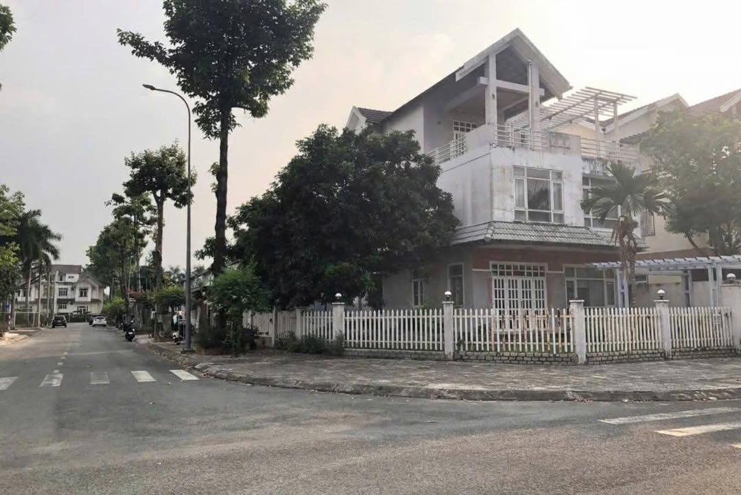 Nhà cho thuê lô góc KDC Tiamo Phú Thọ 415m² giá 20 triệu - Không gian lý tưởng cho doanh nghiệp!
