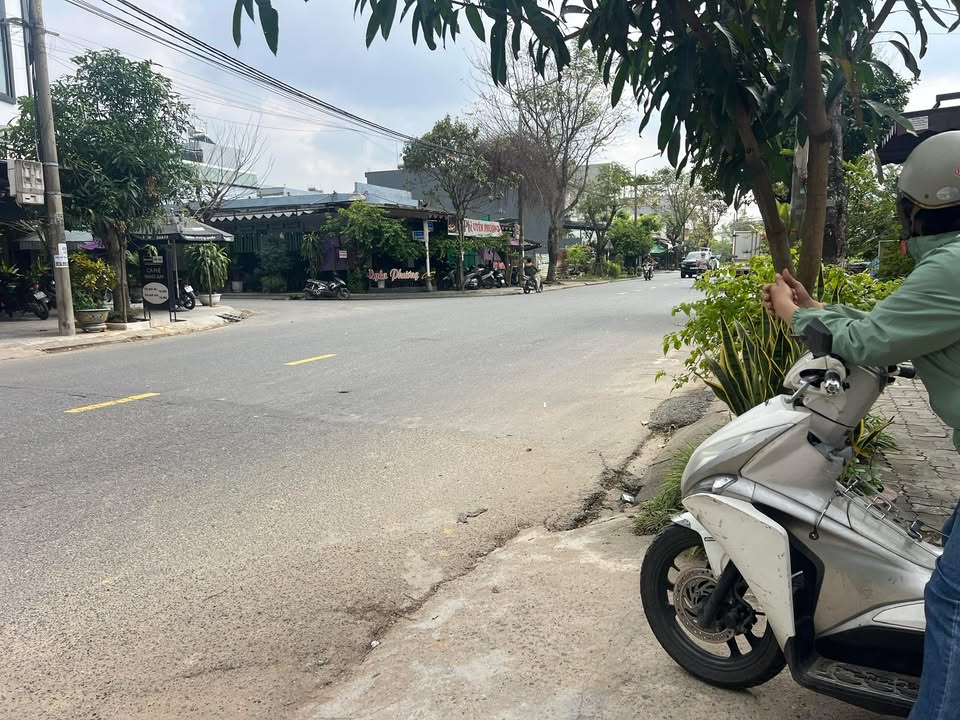 Đất nền 2 mặt kiệt ô tô Nguyễn Hồng Ánh 150m² giá 3 tỷ - Đầu tư sinh lời!