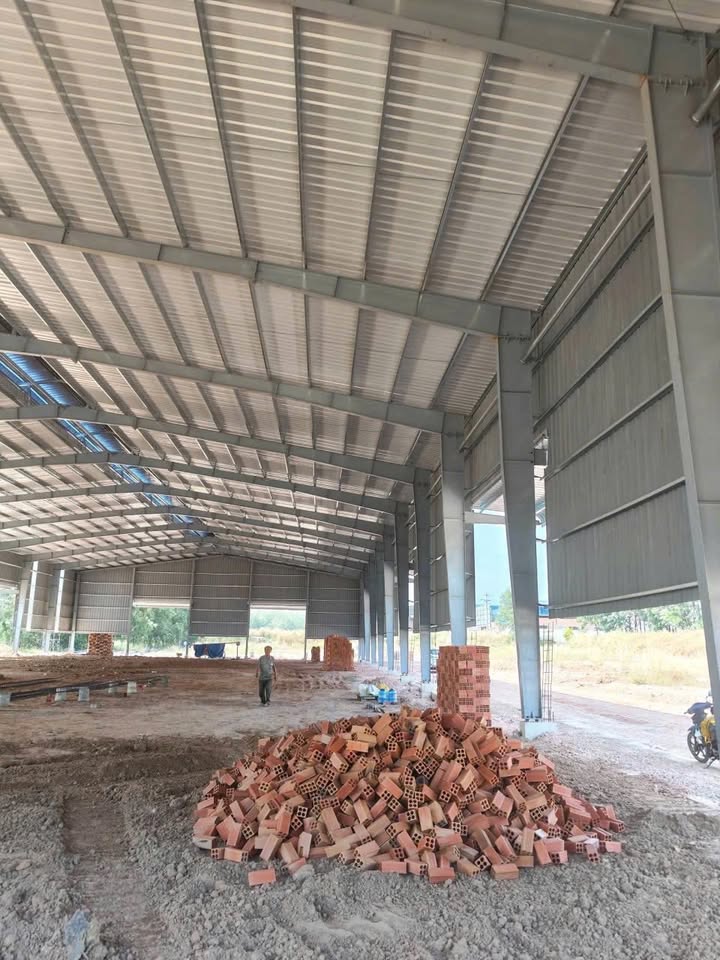 Nhà xưởng cho thuê tại Phú Giáo, Bình Dương 9.000m² - Giá chỉ 325 triệu/tháng!