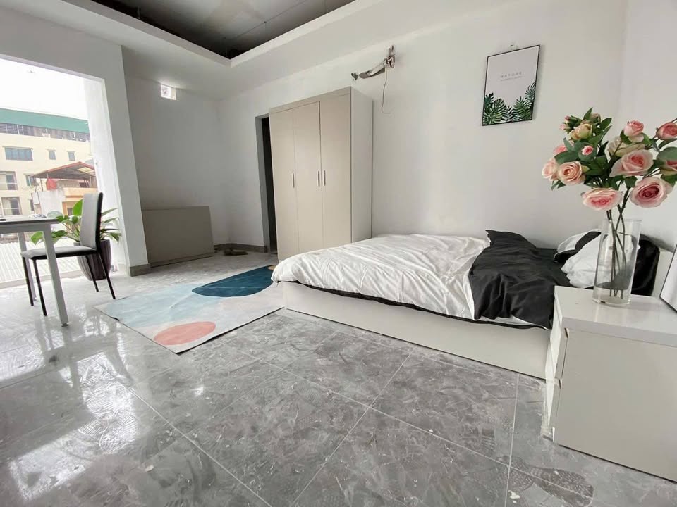 Căn hộ cho thuê 90 Hoàng Ngân, 4 triệu/tháng - Full nội thất, thoáng mát!