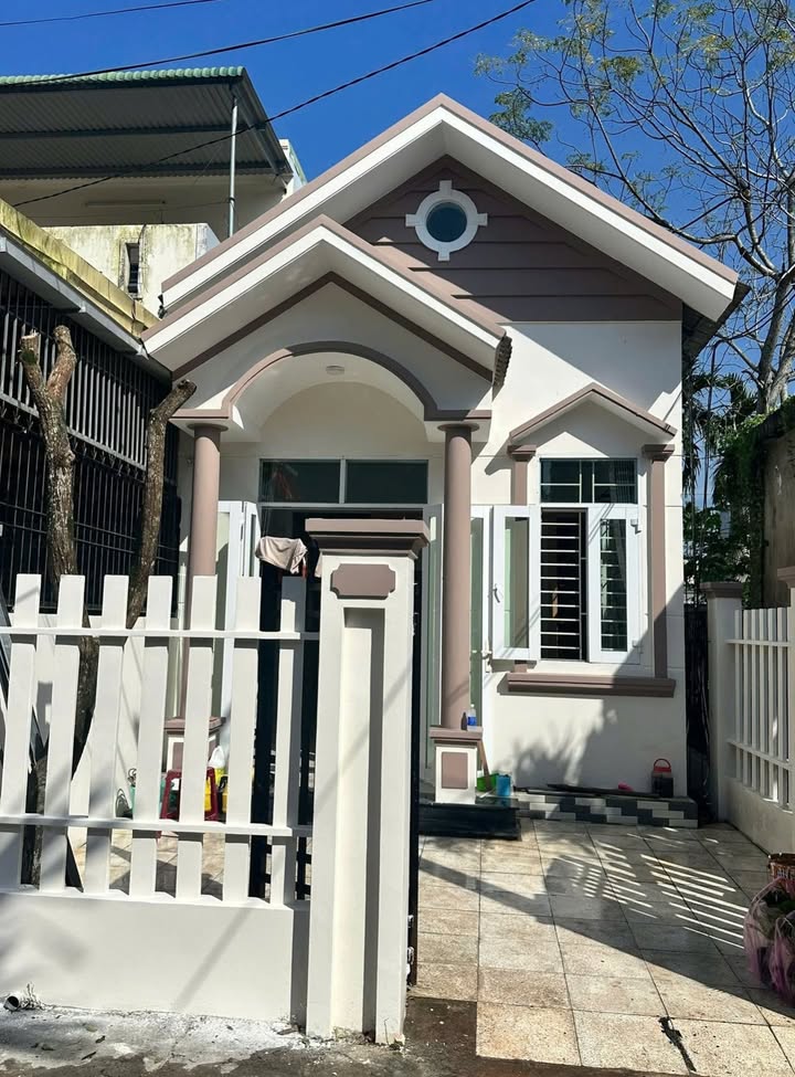 Nhà mái Thái hiện đại tại 424 Nguyễn Công Phương, Huyện Tư Nghĩa, 119m² - Sẵn sàng dọn vào ở!