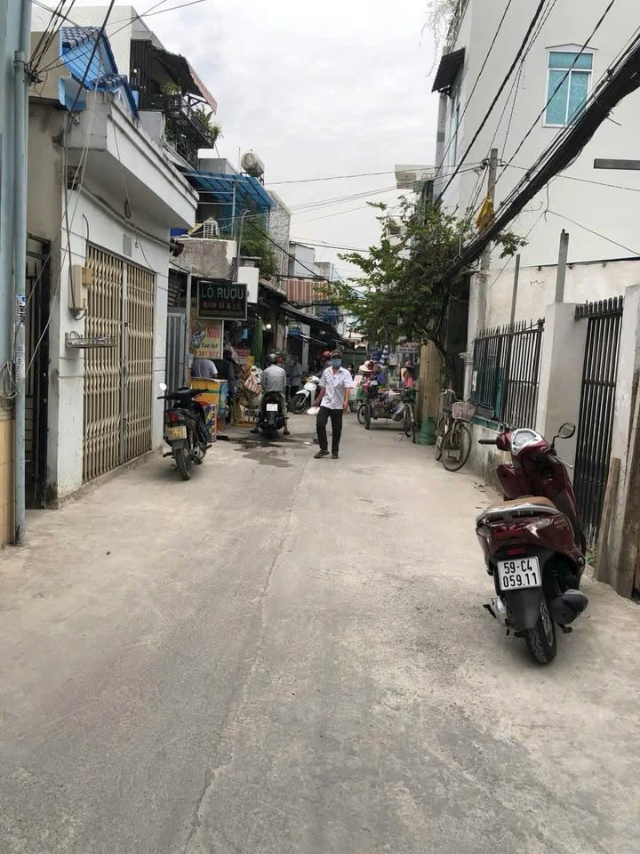 Đất Mặt Tiền Kinh Doanh Hẻm 4m Đường Huỳnh Tấn Phát, Quận 7 - Diện Tích 100m², Giá 5.6 Tỷ