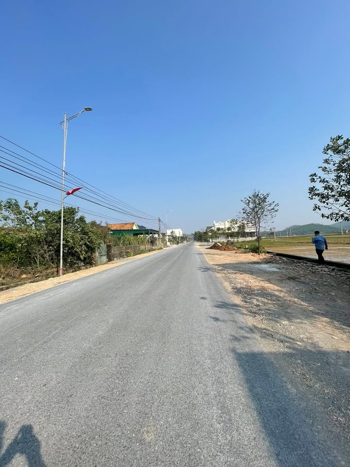 Lô đất Xóm 1, đường 538E, 216m² giá thỏa thuận - Cơ hội đầu tư tuyệt vời!