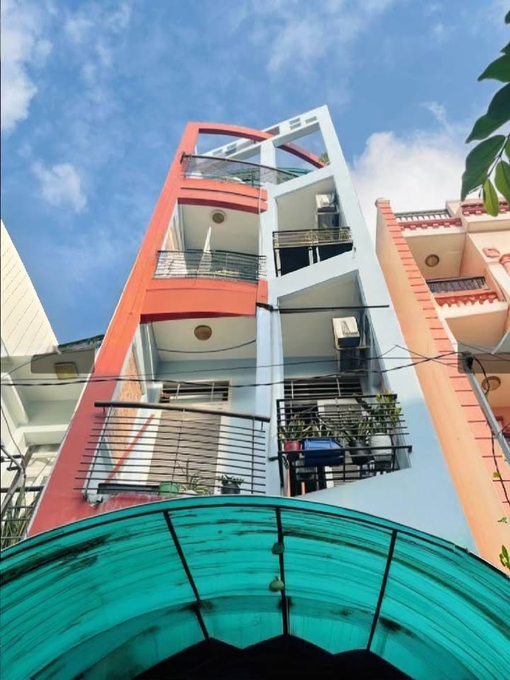 Nhà 6 tầng Hồng Lạc, Tân Bình 60m² giá 9.1 tỷ - Tiện nghi và thông thoáng!