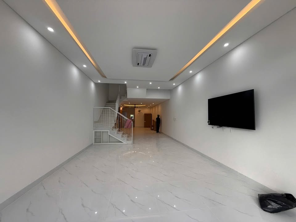 Nhà cho thuê Khu Nam Việt Á, Đà Nẵng 4PN - Full nội thất, giá chỉ 42 triệu