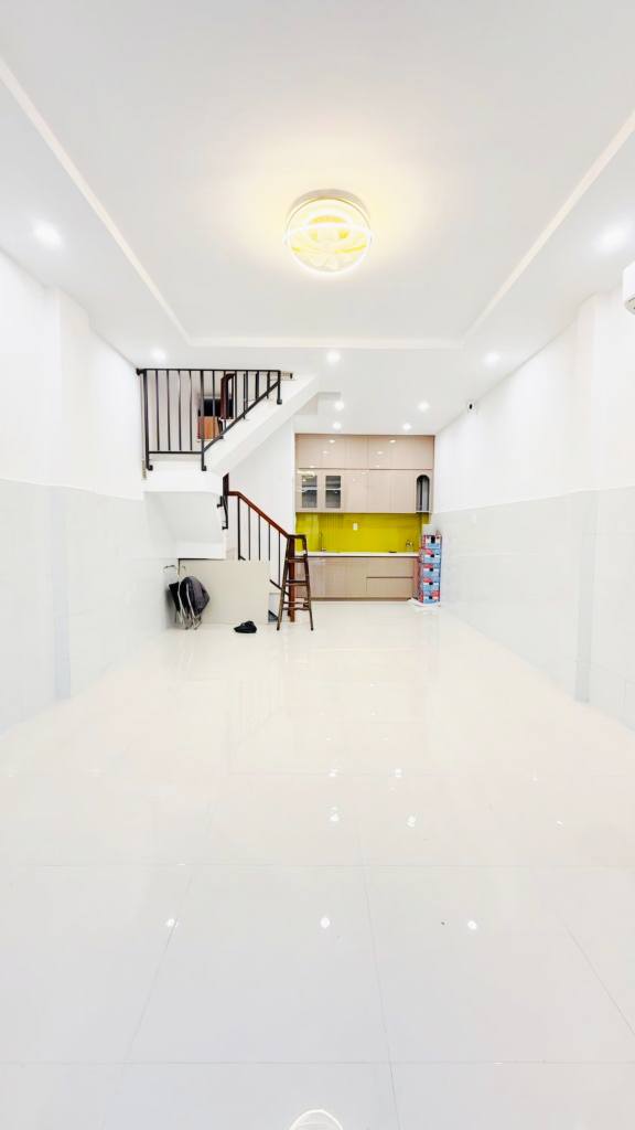 Nhà 2 Tầng 32m² tại Quận Tân Phú - Sẵn sàng ở ngay, pháp lý rõ ràng!