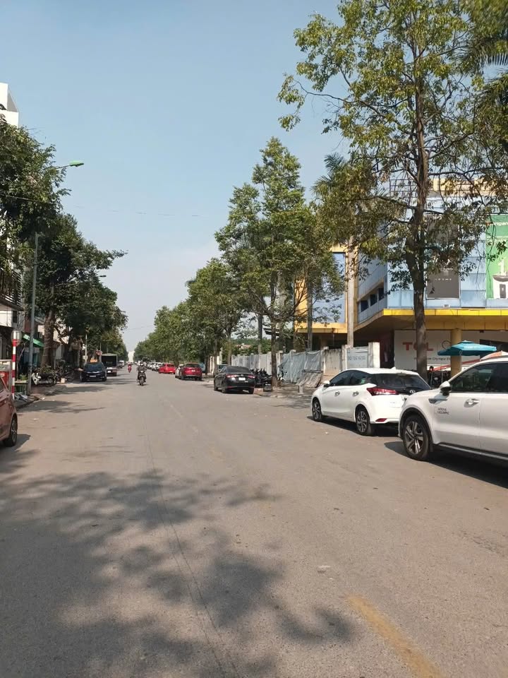 Bán lô đất mặt phố Hải Đông 70m² giá 5 tỷ - Cơ hội đầu tư hiếm có!