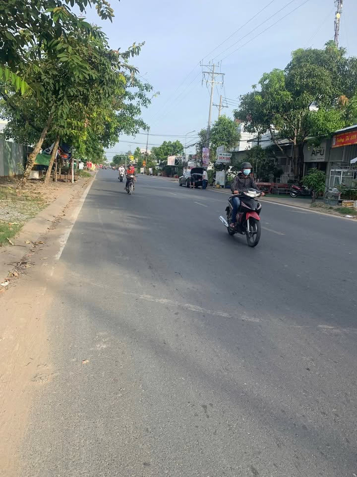 Bán đất + Nhà cấp 3 + Kiot cho thuê tại Lâm Quang Ky 122m² giá 4.3 tỷ - Dòng tiền ổn định!