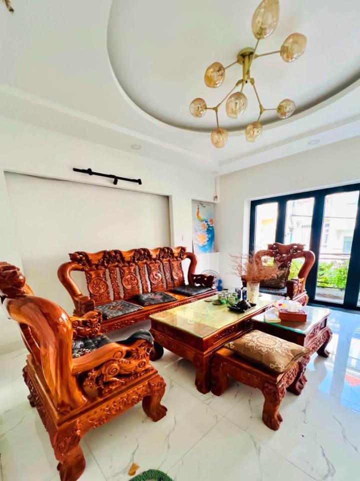 Nhà mặt tiền Lũy Bán Bích, Quận Tân Phú 212m² giá 8.5 tỷ - Đầu tư sinh lời ngay!