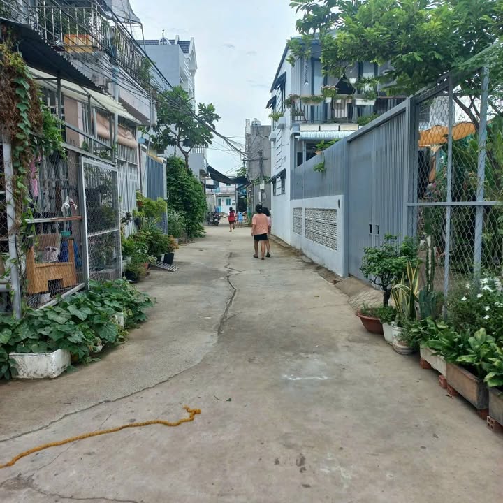 Nhà 2 Tầng KDC 274, Nguyễn Văn Tạo, 94m² giá 3.75 tỷ - An ninh, xe hơi vào tận nơi!