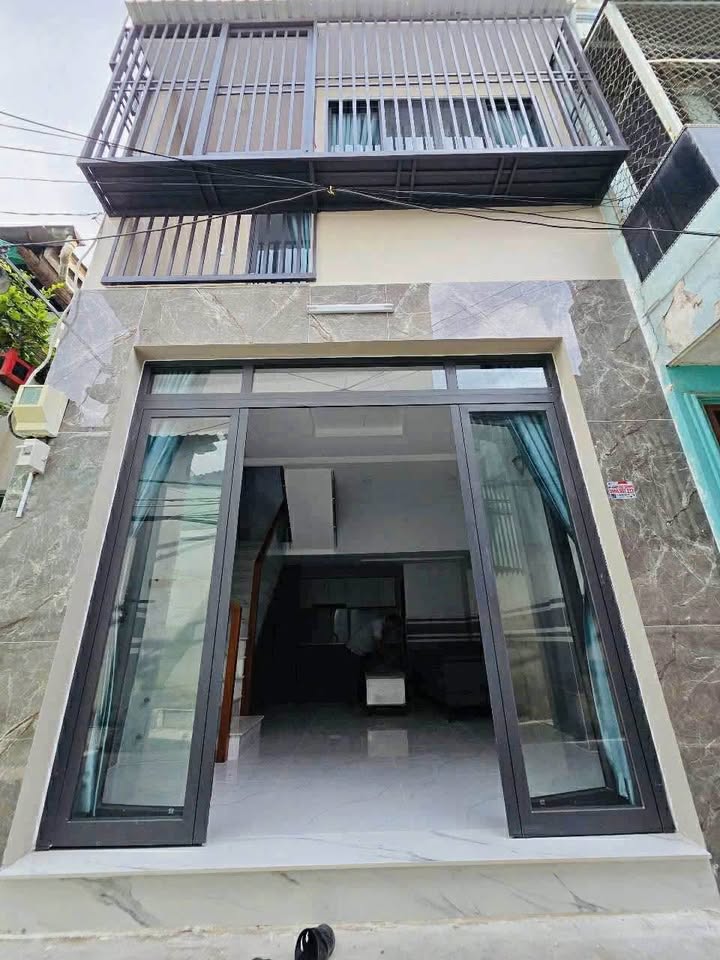 Nhà Mới Huỳnh Tấn Phát Quận 7 28m² giá 3.86 tỷ - Sẵn sàng vào ở!