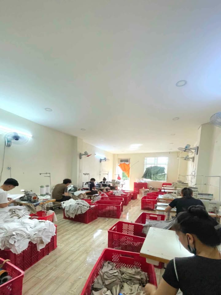 Nhà mặt tiền kinh doanh tại AEON Celadon 100m² giá 30 triệu - Đầu tư sinh lời ngay!