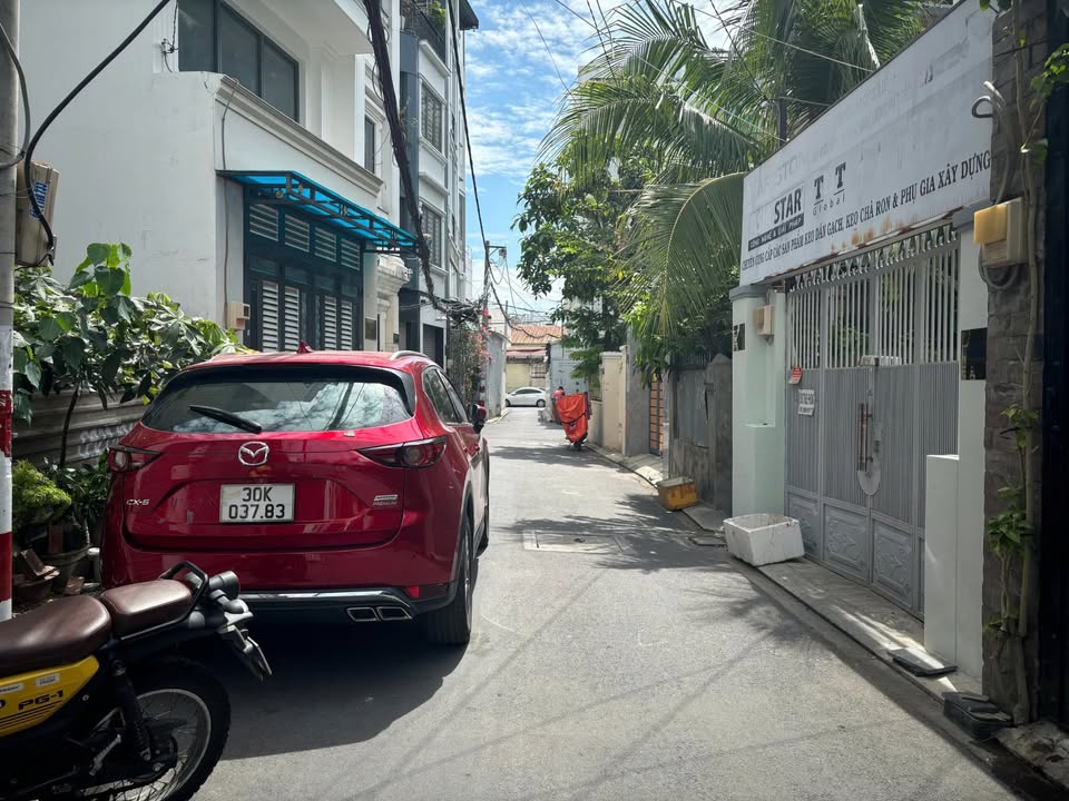 Nhà riêng 449 Trường Chinh, Tân Bình 84.7m² giá 9.89 tỷ - Sổ đỏ chính chủ, vị trí đắc địa!