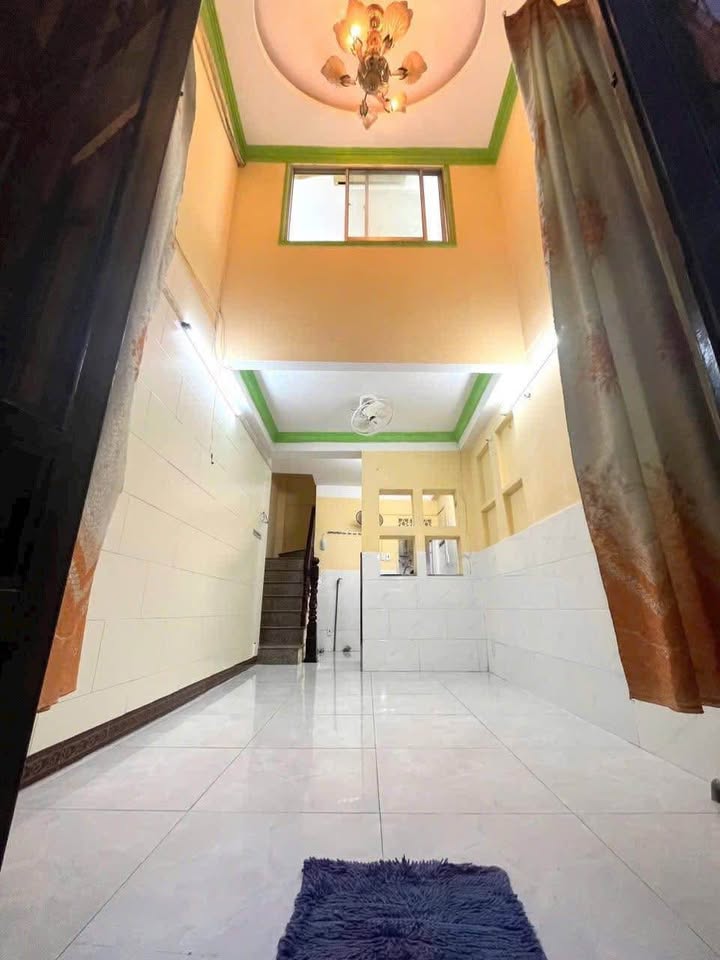 Nhà nguyên căn Tôn Đản, Quận 4 diện tích 33m² giá 10 triệu - An ninh, tiện nghi đầy đủ!