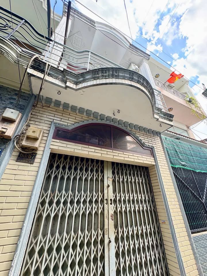 Nhà hẻm Trần Văn Khánh, Quận 7 - 27m² giá 3.3 tỷ - Chính chủ bán gấp!