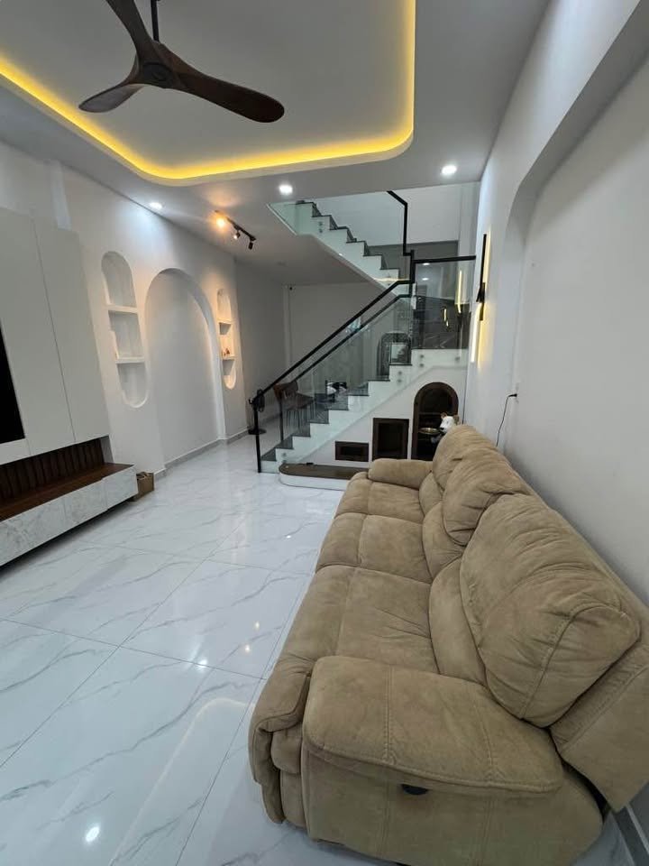 Nhà bán tại Nguyễn Quý Yêm, Bình Tân 48m² chỉ 5 tỷ - Cơ hội sở hữu ngay!