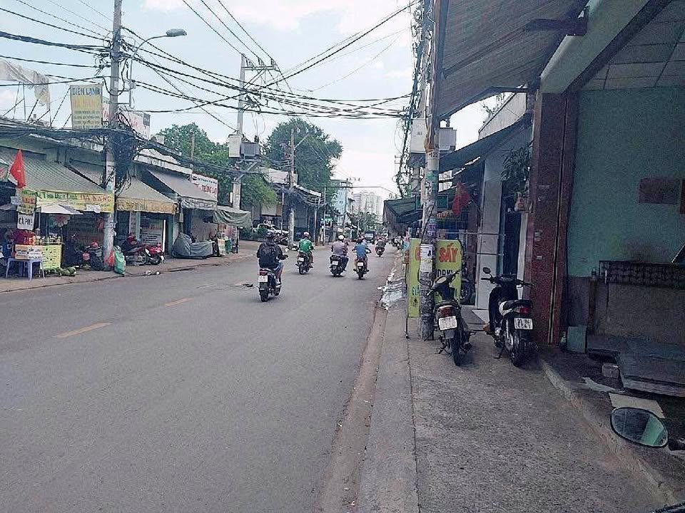 Nhà mặt tiền Mã Lò 108m² giá 9.4 tỷ - Đầu tư sinh lời ngay!