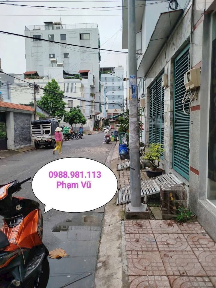 Nhà nguyên căn mặt tiền đường số Lý Phục Man Q7 giá 20 triệu - Ô tô đỗ tận cửa, an ninh tuyệt đối!