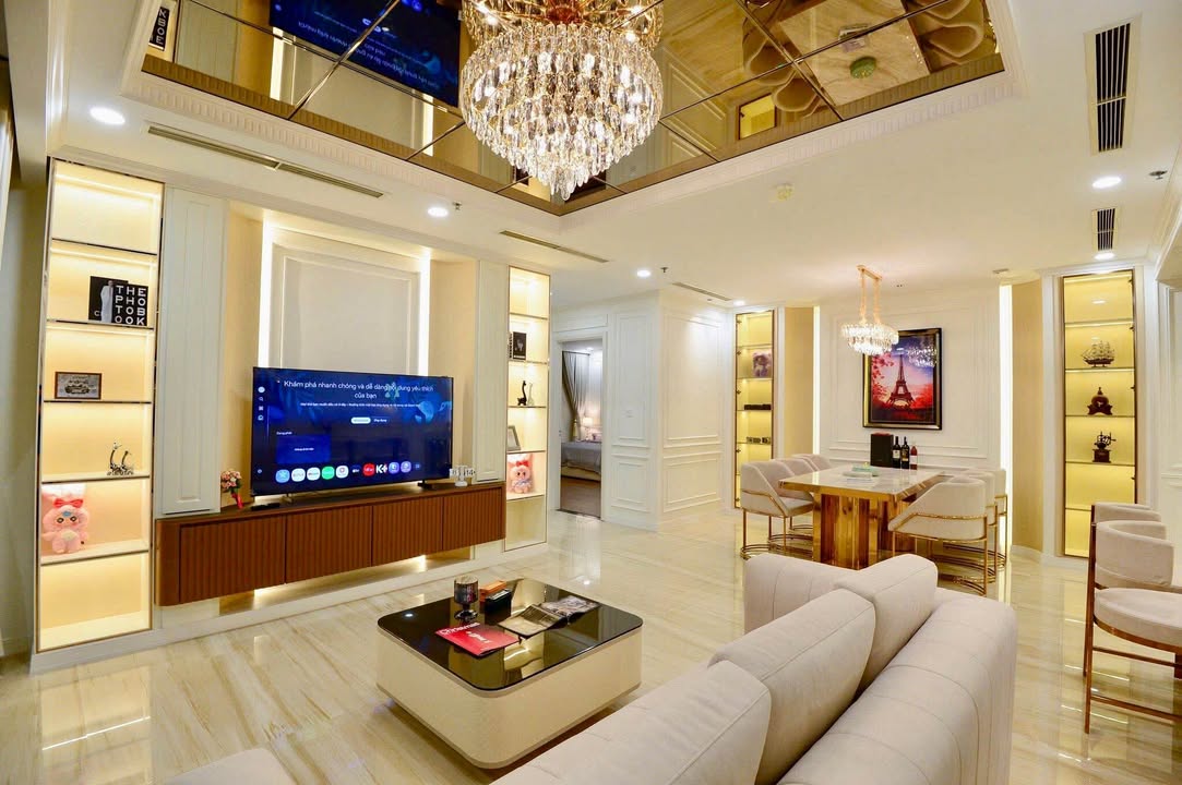 Căn hộ 3PN Vinhomes Central Park 128m² giá 17.5 tỷ - Thiết kế hiện đại, view thành phố thoáng đãng!