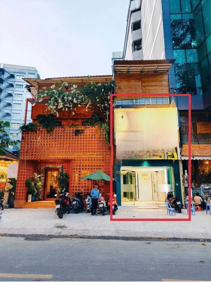 Mặt tiền cho thuê Sương Nguyệt Ánh, Quận 1 - Diện tích 81m², Khu trung tâm sầm uất!