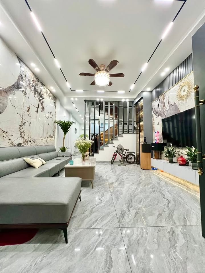 Nhà 4 tầng Phường Sở Dầu, Hồng Bàng 59.6m² giá 6.4 tỷ - Thiết kế hiện đại, vị trí trung tâm!