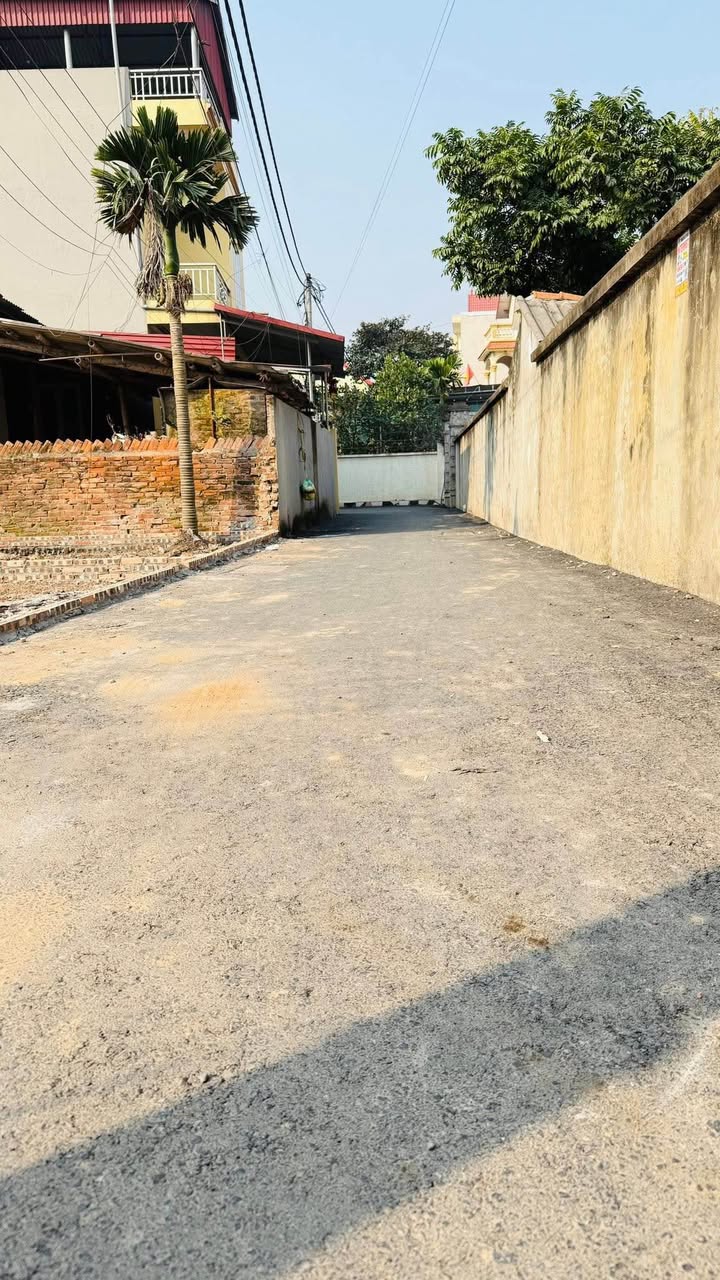 Nhà riêng Đình Dù, Huyện Văn Lâm, 40m² giá 2 tỷ - Ô tô đỗ cửa, chính chủ!