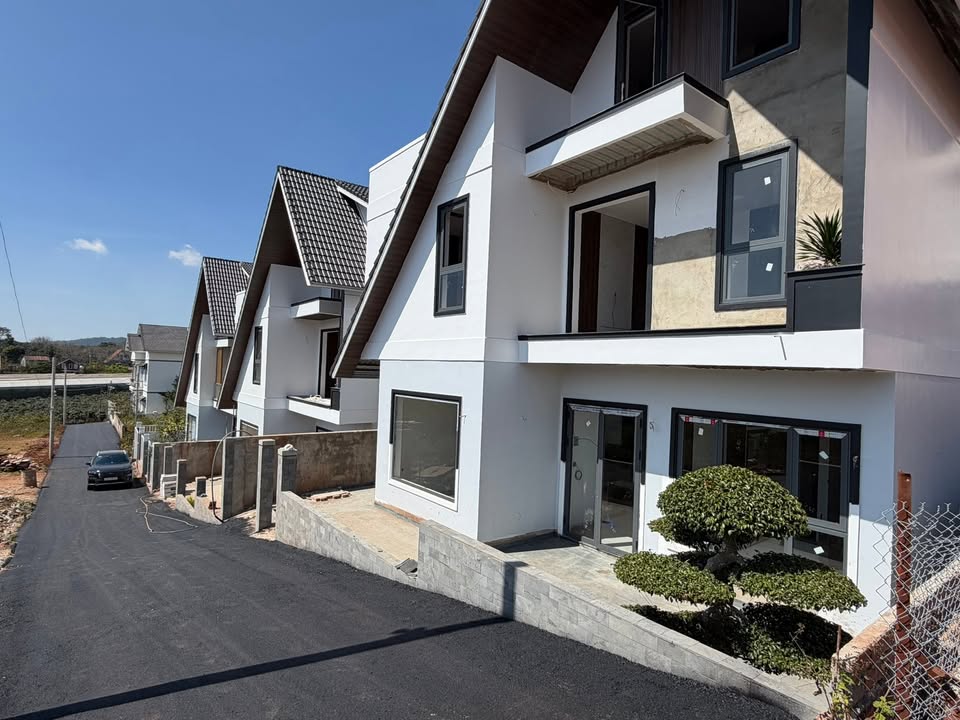 Bán villa Măng Lin - Đà Lạt 200m² giá 8.5 tỷ - Thiết kế châu Âu sang trọng