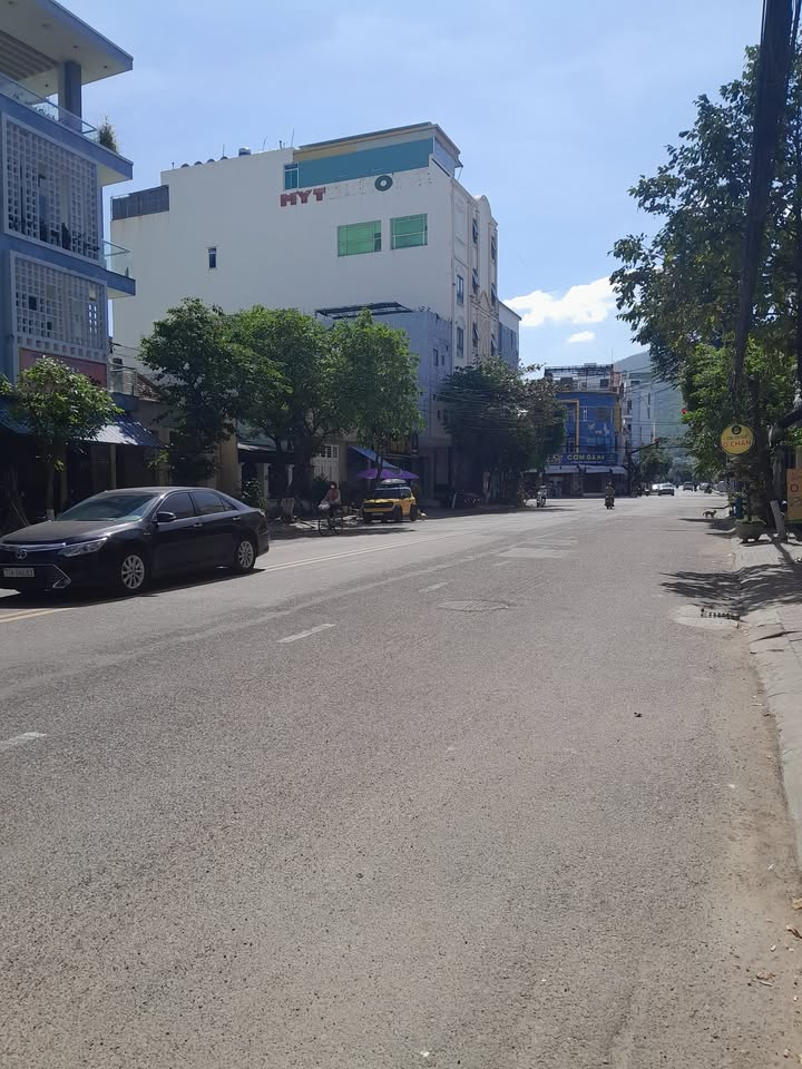 Nhà mặt tiền 3 tầng Nguyễn Thị Định 87m² giá 8 tỷ - Cơ hội đầu tư tuyệt vời!