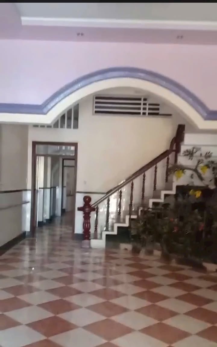 Nhà thuê nguyên căn mặt tiền Hùng Vương, 150m² - Kinh doanh lý tưởng!