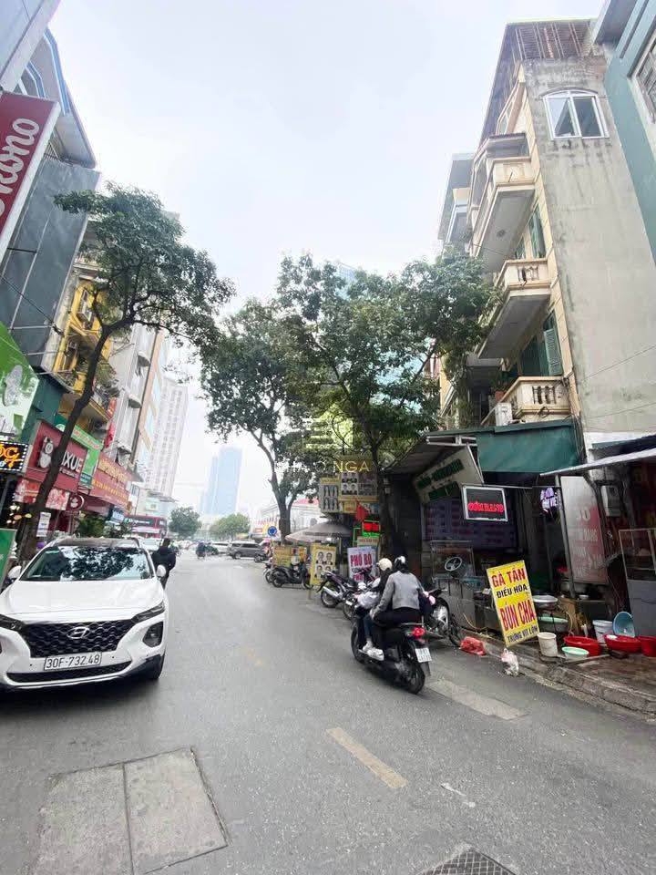 Mặt Phố Yên Hòa Cầu Giấy 50m² giá 26-27 tỷ - Bán gấp trước Tết!