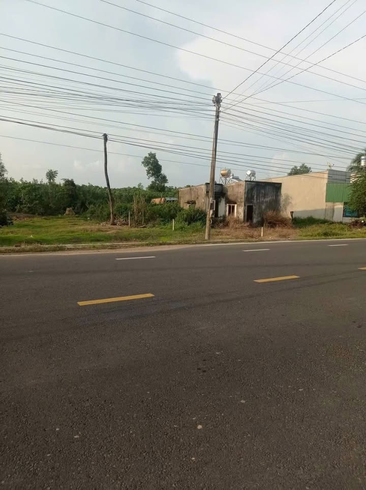 Đất nền Gia Canh, Định Quán 600m² giá chỉ 2.25 tỷ - Tiềm năng đầu tư lớn!