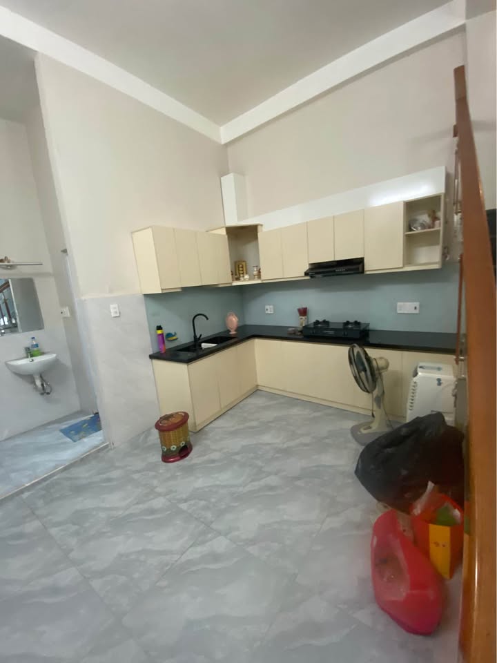 Nhà 2 tầng tại Kiệt Phan Châu Trinh, 45m² - Giá thỏa thuận, Sẵn sàng vào ở!