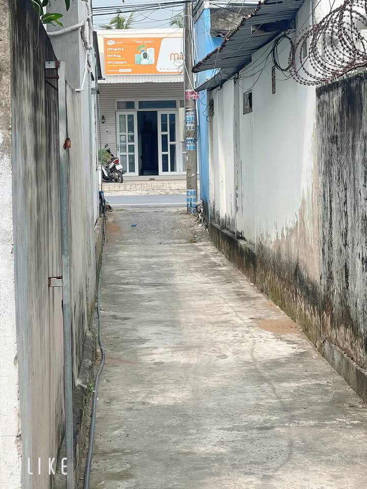 Nhà phố Thị trấn Mỏ Cày 77m² giá 1.05 tỷ - Chính chủ bán gấp!