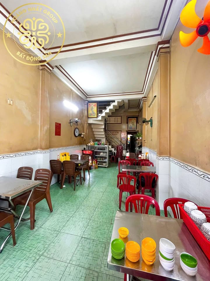 Nhà 1 Trệt 1 Lầu Mặt Tiền Kinh Doanh Đường Lý Bôn, Cà Mau 81m² - Đầu Tư Sinh Lời Thích Hợp!