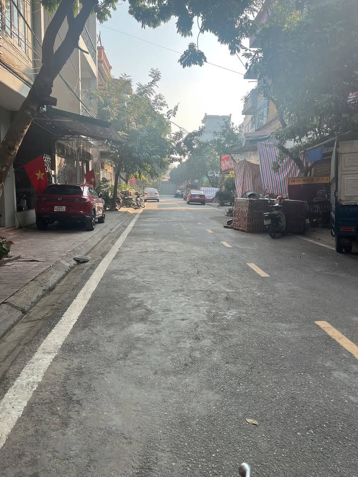 Nhà mặt đường Phạm Huy Thông, TP Hưng Yên 75m² giá 6 tỷ - Không gian sống đẳng cấp!