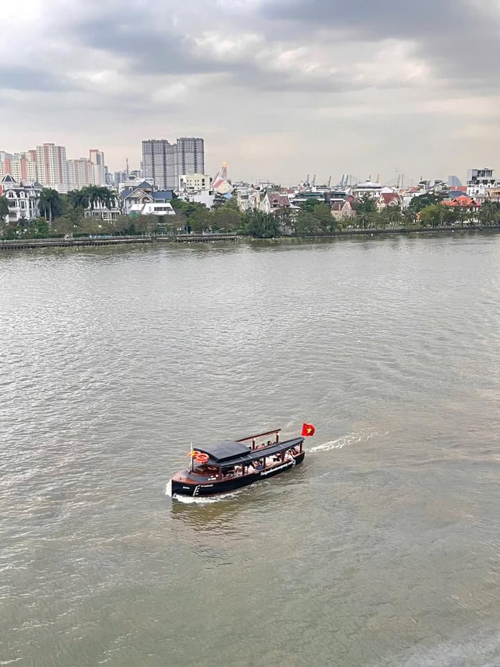 Căn hộ Landmark 81 Bình Thạnh 82m² giá 8.9 tỷ - Tầng đẹp, view thoáng