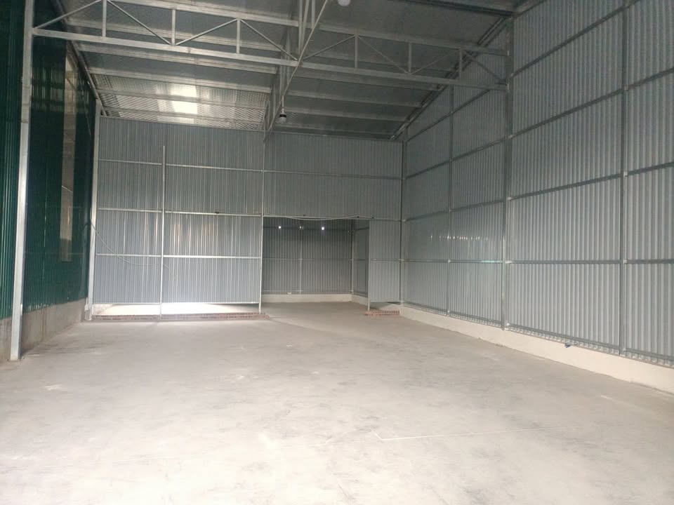 Cho thuê kho Đông Trạch, Huyện Thanh Trì, 200m² - Không gian lý tưởng cho kinh doanh!