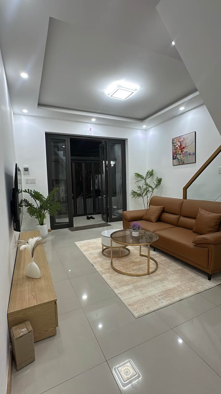 Nhà 2 tầng Núi Thành, Đà Nẵng 62m² giá 4 tỷ - Sẵn sàng vào ở ngay!