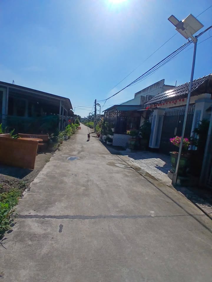 Đất thổ cư 102m² tại Ấp 7, Xã Lương Hòa, giá 1.05 tỷ - Gần chợ, tiện ích đầy đủ!