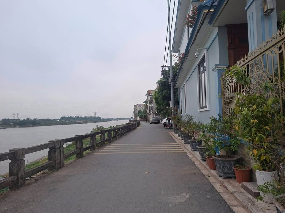 Đất nền Dương Hà, Thanh Trì 160m² - Lô góc ô tô tránh, view sông thơ mộng!
