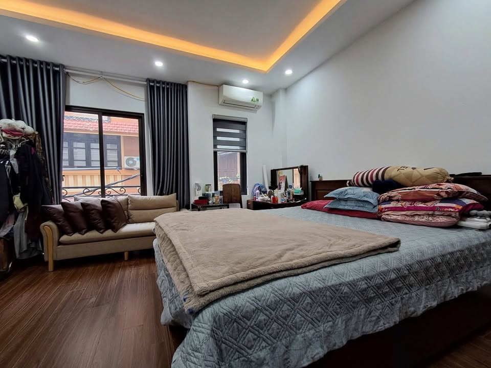 Nhà Miếu Đầm 40m² giá 7.4 tỷ - Lô góc 2 mặt thoáng, đầu tư lý tưởng!