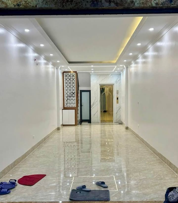 Nhà 7 tầng Xuân Thủy, Cầu Giấy 48m² giá 15.5 tỷ - Đầu tư sinh lời cực tốt!