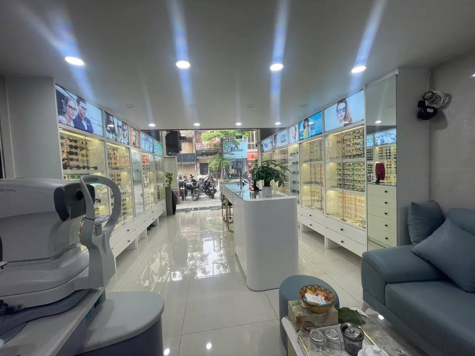 Nhà mặt phố Khâm Thiên, Đống Đa 46m² giá 16 tỷ - Kinh doanh sầm uất!